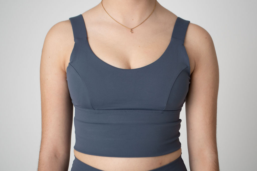 Top azul grisaceo
