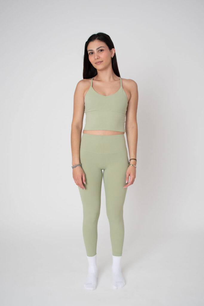 Top verde menta